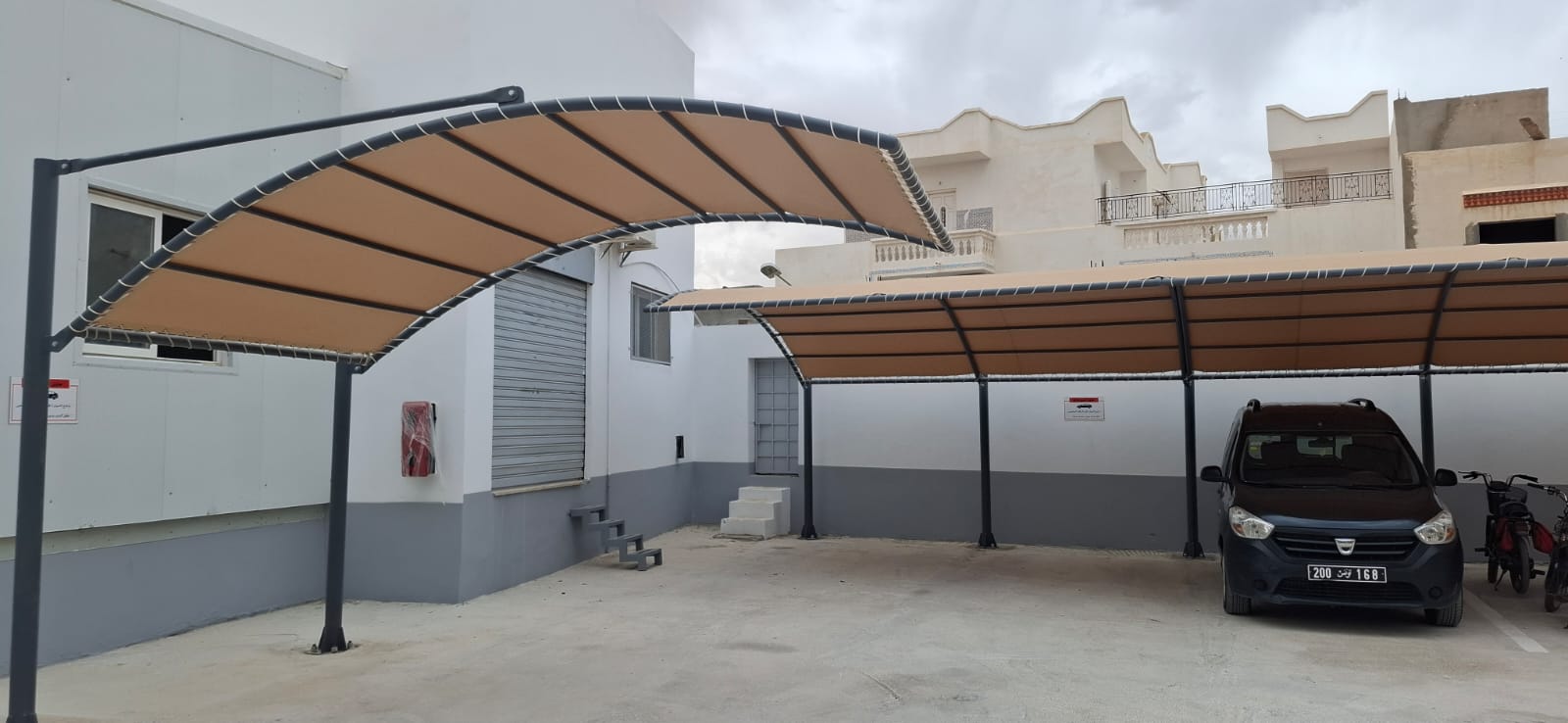 Abris de Parking, Auvents & Ouvrages Spécifiques